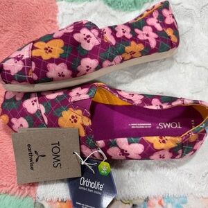 TOMS Women's Floral Slip-On Flats - Pink and Yellow